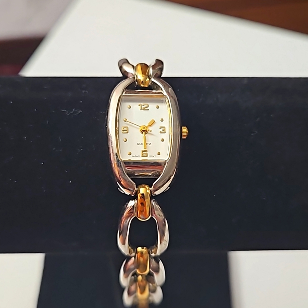 Avon Watch
